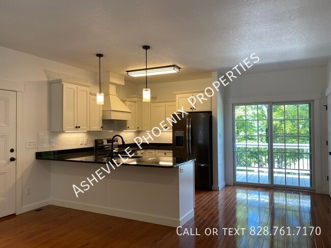 Photo - 426 Shadow Wood Dr