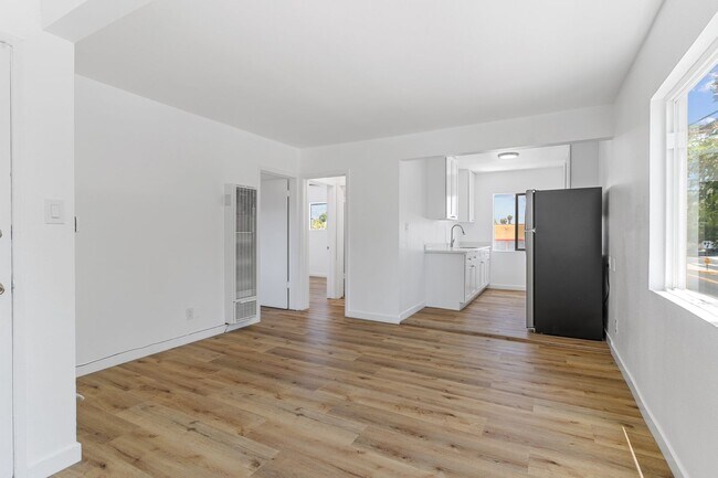 Photo - 477 E South St Apartment Unit 14