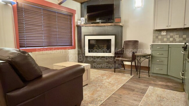 Photo - 226 Mogul Hill Rd Unit 7