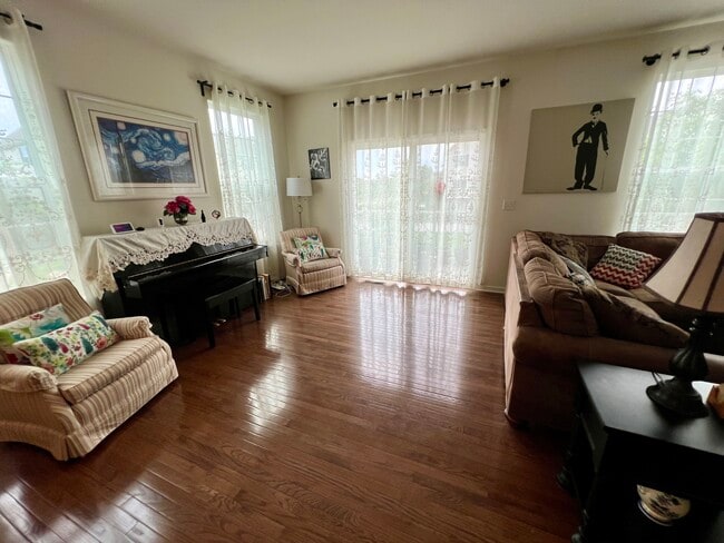 Photo - 4014 Pompton Ct