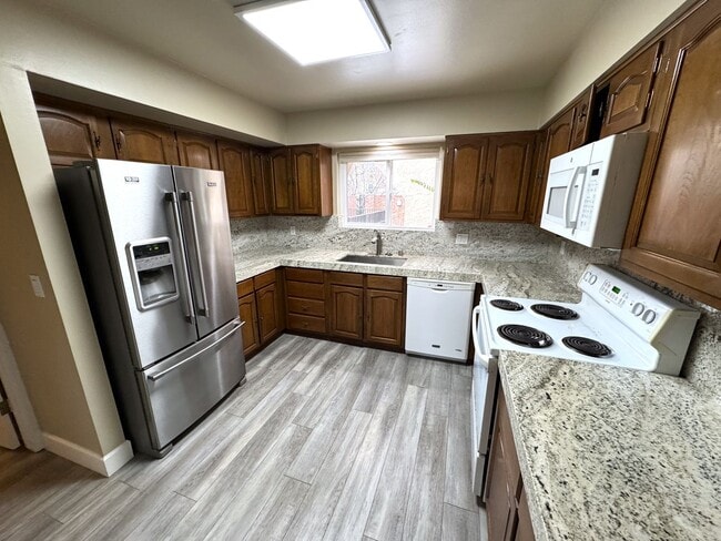 Photo - Spacious Renovated Condo near Downtown Menlo Park