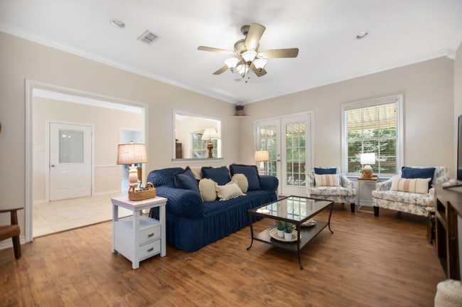 Photo - 1531 E Austin St