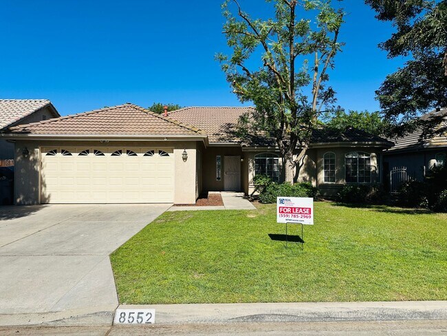 Photo - $2,495 Maple & Teague 3 Bed, New Floors & New Paint, Meridian Ave. Fresno