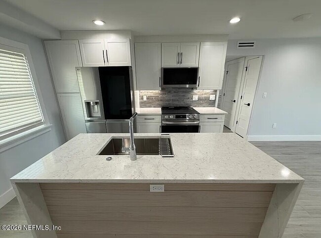 Photo - 207 N 9th St Unit 108