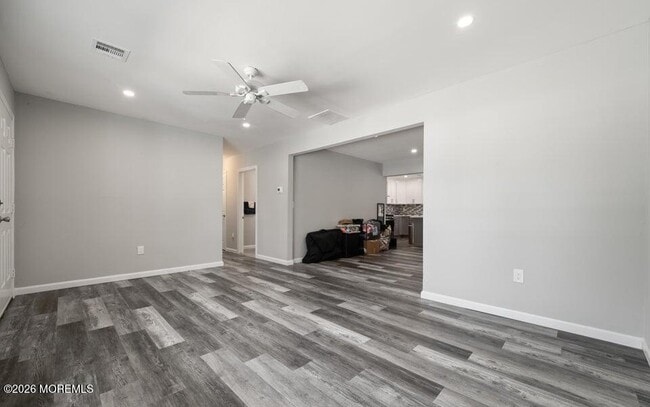 Photo - 303 Chestnut Dr