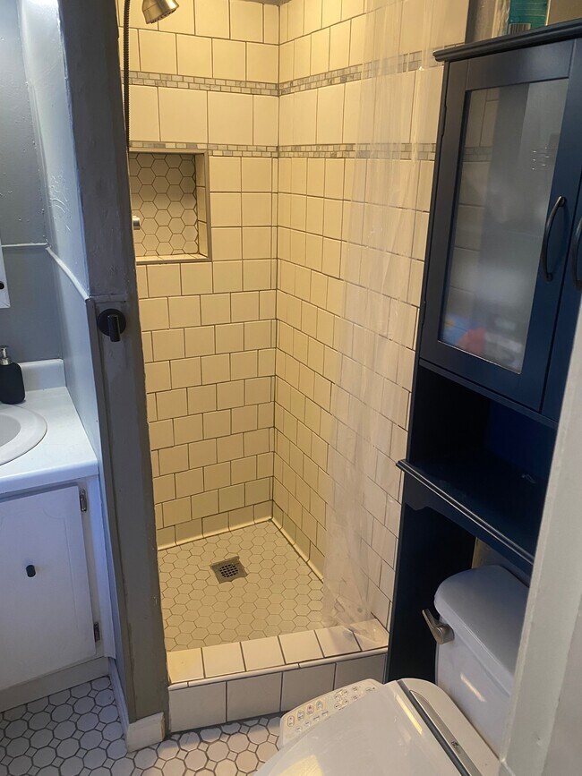 Photo - 4 Perry Ave Unit 3