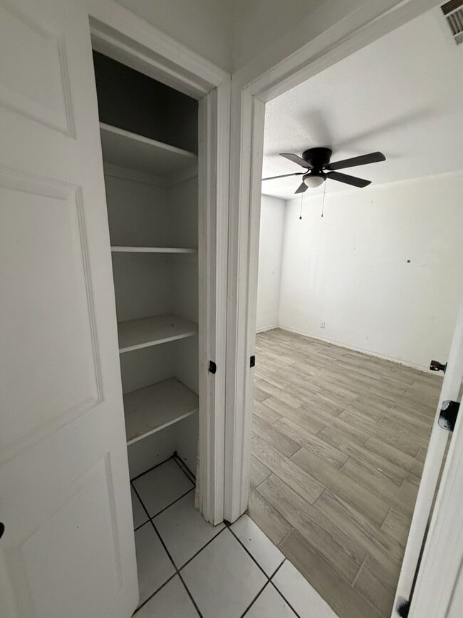 Photo - 12741 Bunyan Way