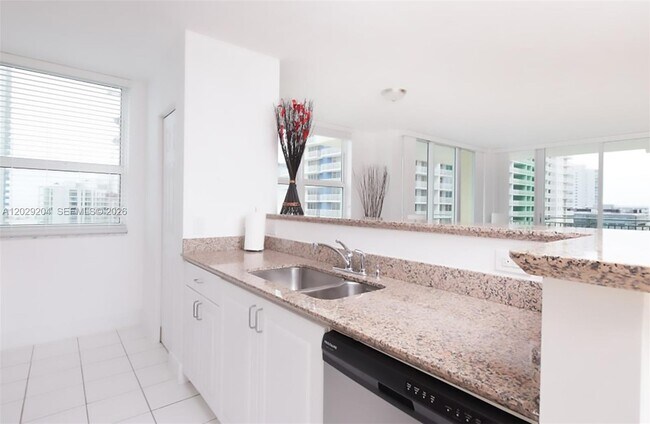 Photo - 1155 Brickell Bay Dr Unit 2701