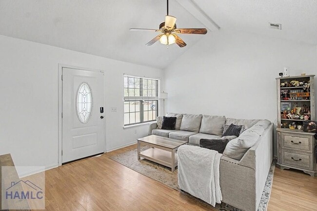 Photo - 219 Kevin Rd