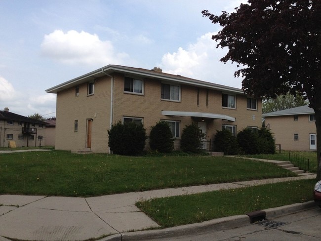 Photo - 9420 Beckett Ave