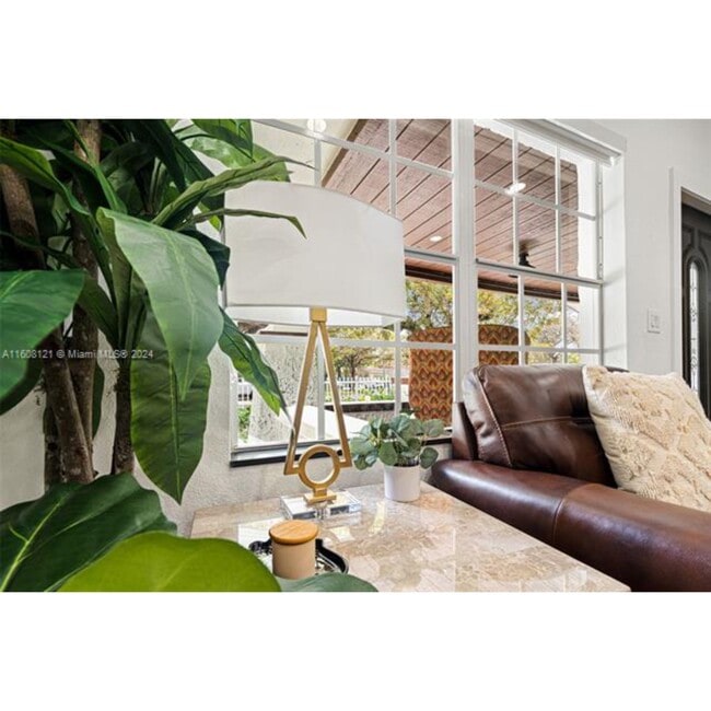 Photo - 3902 NW 3rd Ave