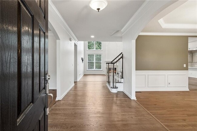 Photo - 2075 Willshire Glen