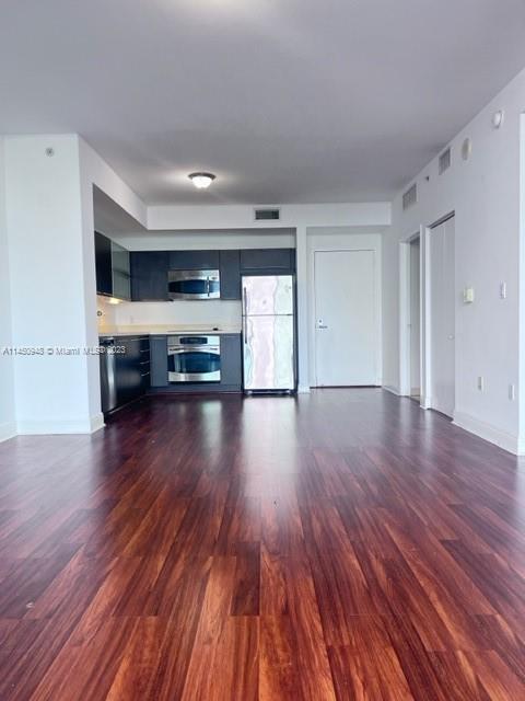 Photo - 90 SW 3rd St Unidad 1806 Rental