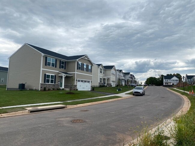 Photo - 53 Bristoe Sta Rd