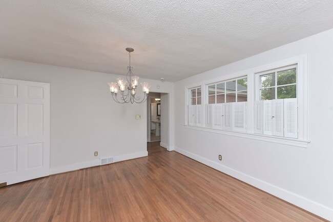 Photo - Charming 3 Bedroom, 2 Bath All-Brick Bunga...