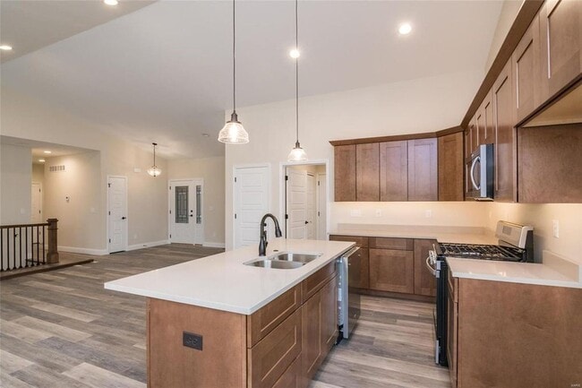 Photo - 200 Smola Woods Ct