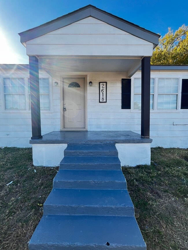 Photo - 2618 NW 26th St