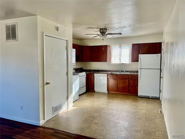 Photo - 116 N 14th St