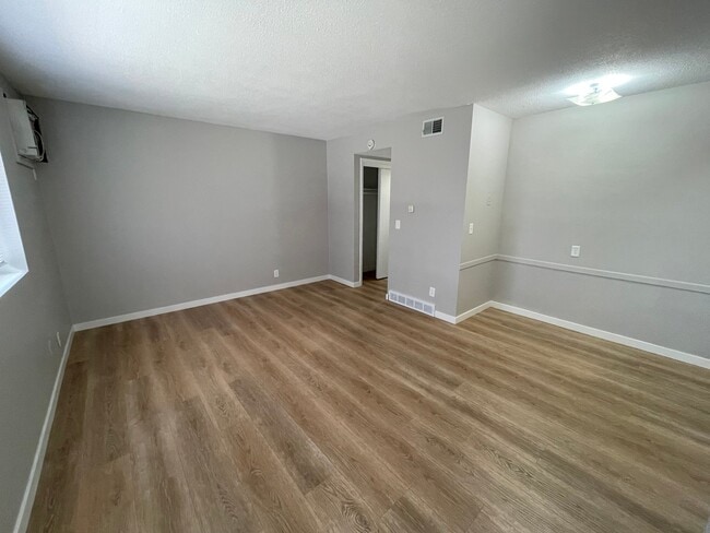 1008 S 30th Ave Unit 10
