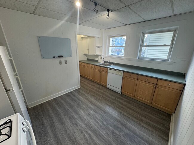 Photo - 246 Highland Ave Unit 2