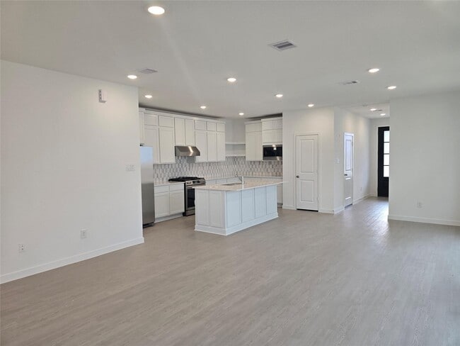 Photo - 13071 Pne Trace St