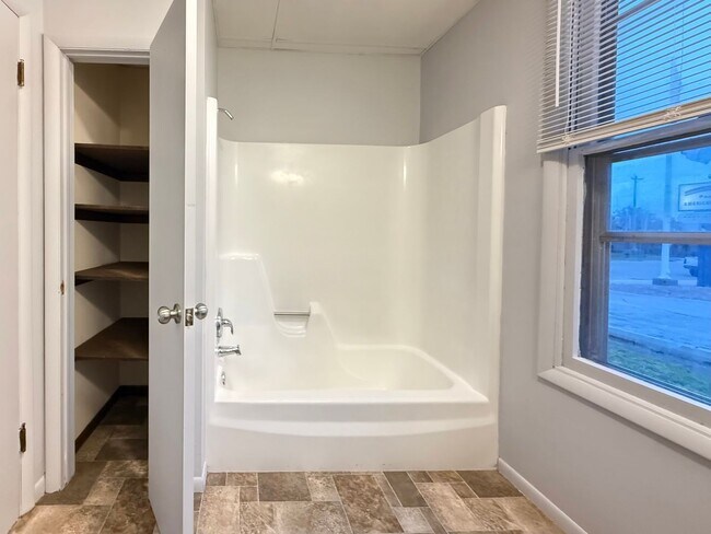 706 S 4th St Unit B