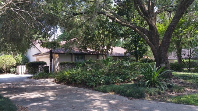 Photo - **4431 NW 53rd Street (Huntington)