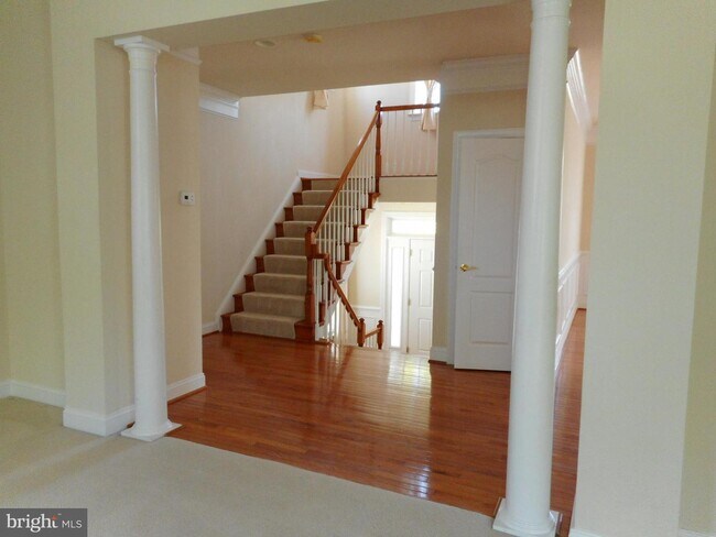 Photo - 7605 Brittany Parc Ct Casa