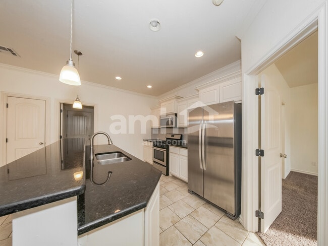 Photo - 4817 Limestone Dr