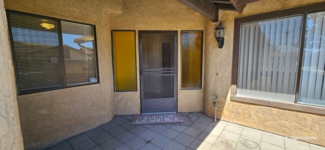 Photo - Creekridge Villas Single Story Condo in Ga...