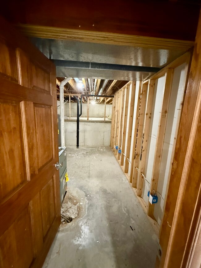 Photo - 707 Edge Point Ct