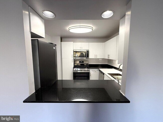 Photo - 606 Cooper Landing Rd Unit A-3E