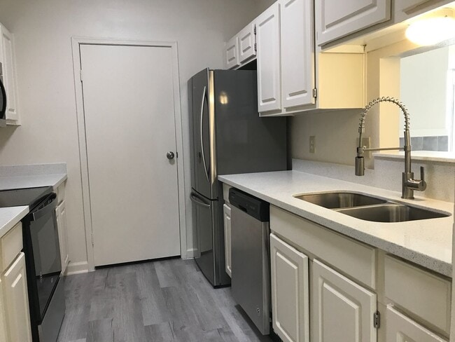 Photo - Great Location 2/2 BACKS TO NORTHEN WALNUT CREEK TRAIL Unit 267