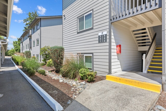 Photo - Scandia Knolls