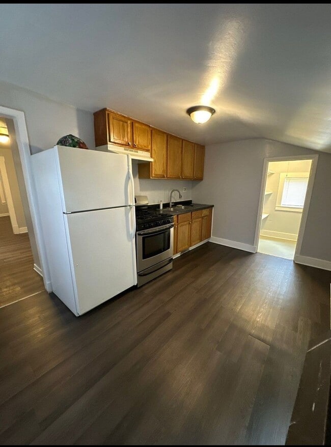 Building Photo - 479 Lawson Ave W Rental