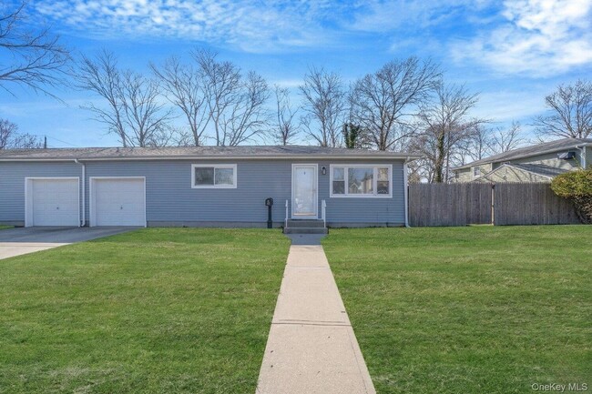 Building Photo - 472 S Ocean Ave