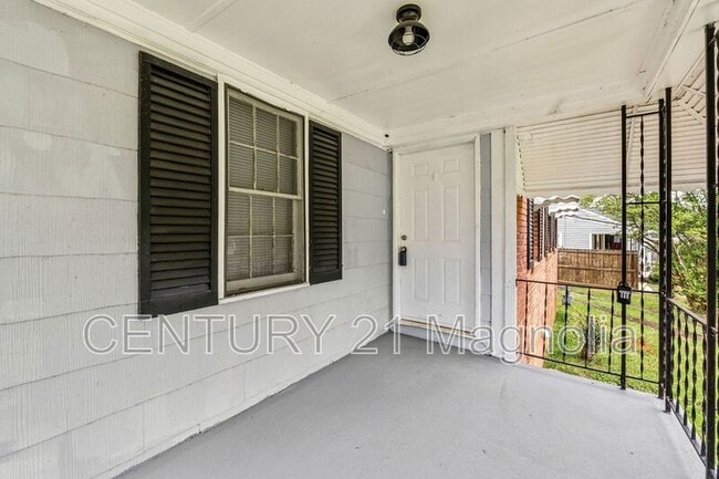 Photo - 934 Bluebird Rd