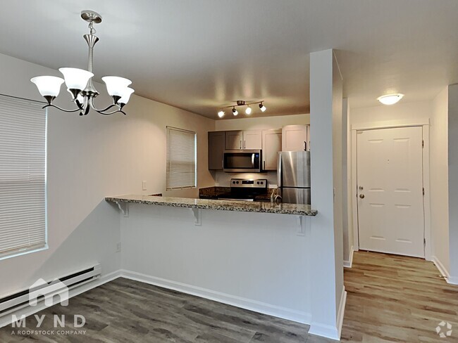 Building Photo - 9805 Avondale Rd NE Rental