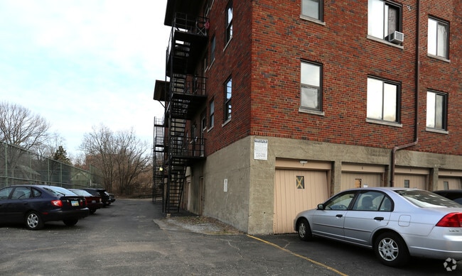 2805 Digby Ave