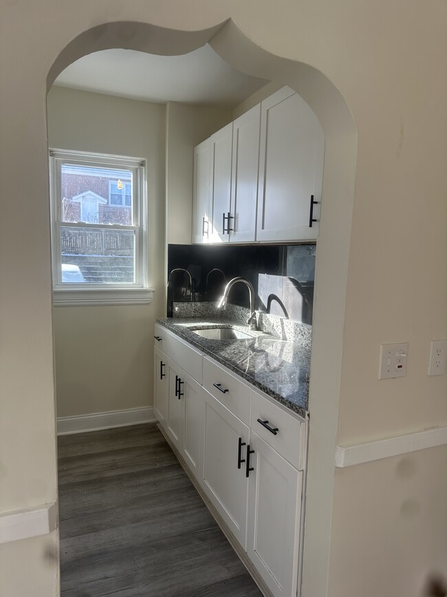 Photo - 66 Swift St Unit 1