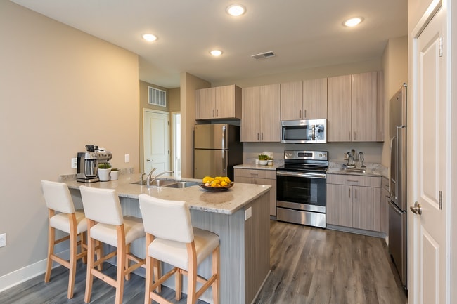 Photo - 5511 NE 80th Ter