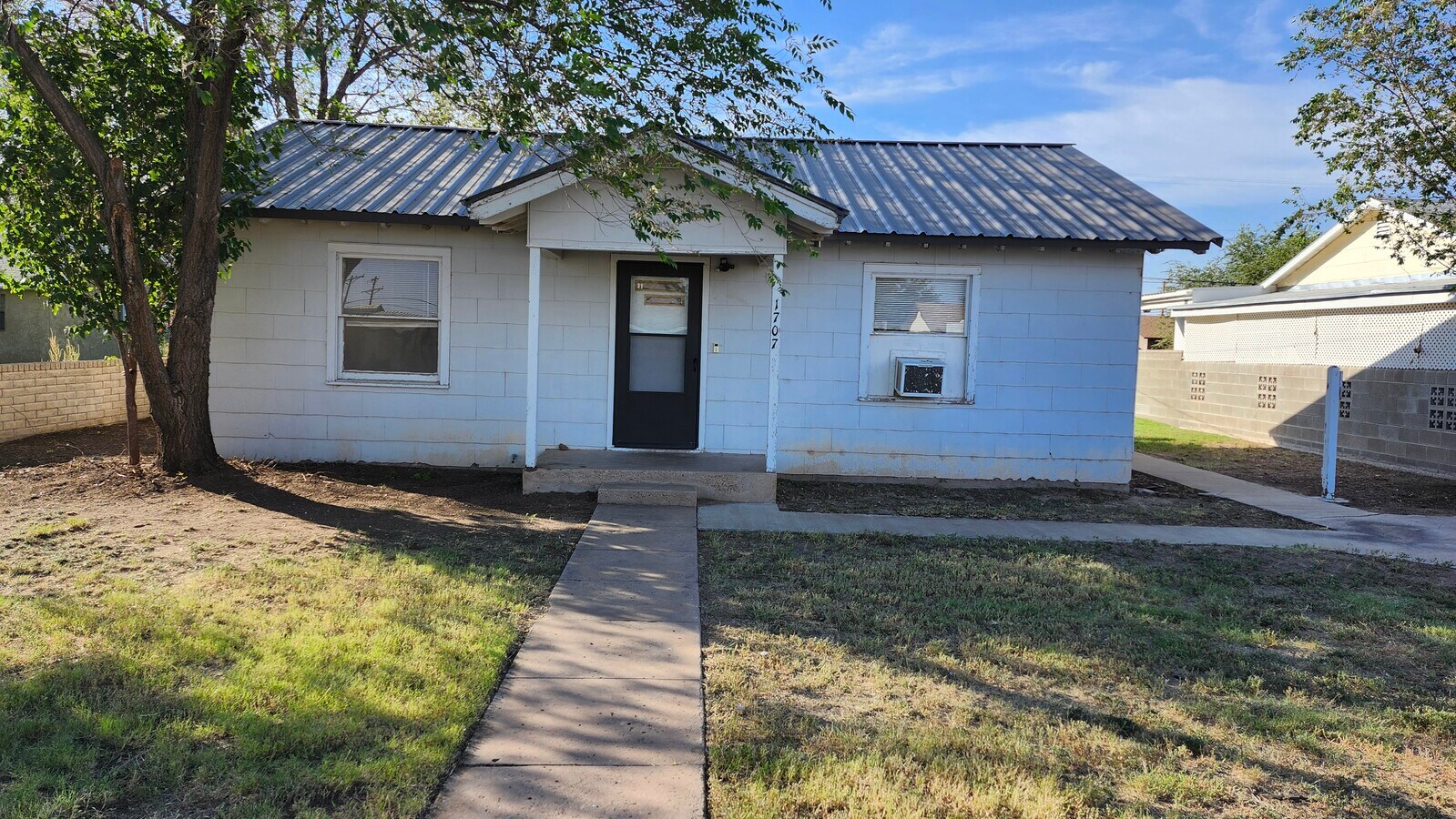 Photo - 1707 W 17th Ln