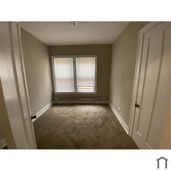 Photo - 15000 Euclid Ave Unidad 31