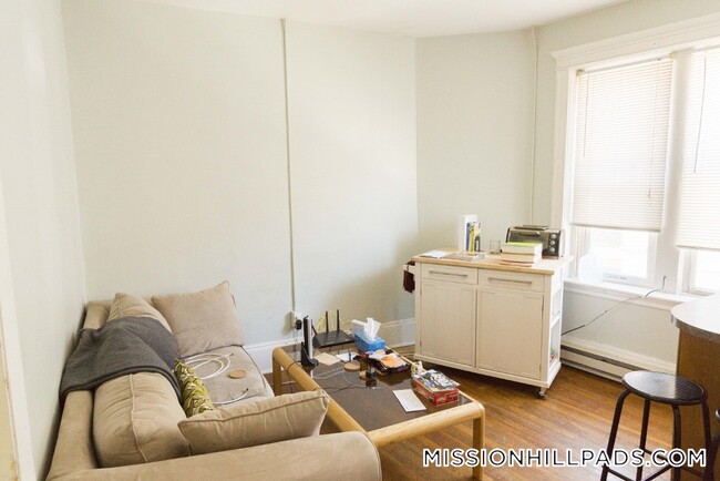 Photo - 881 Huntington Ave Apartment Unit 7