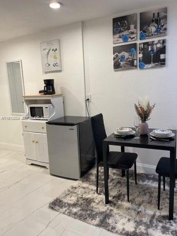 Photo - 2215 Mayo St Unit E1/Rear