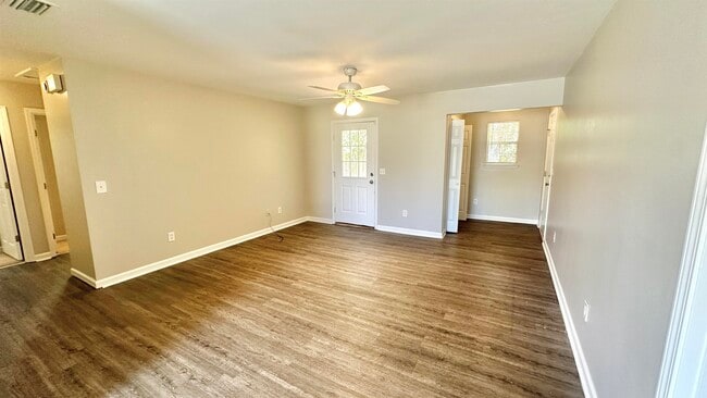 Photo - 1412 Calloway St