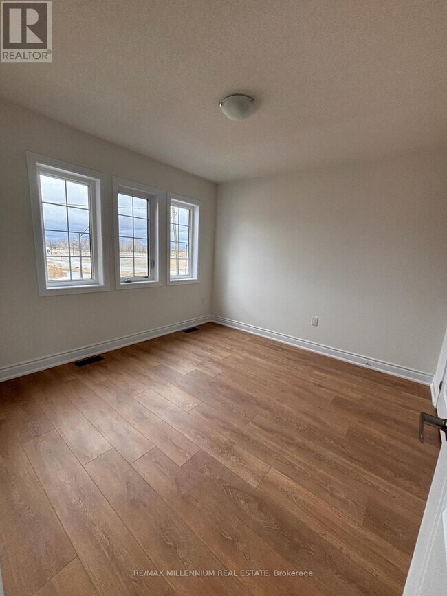 Photo - 11 Mission St