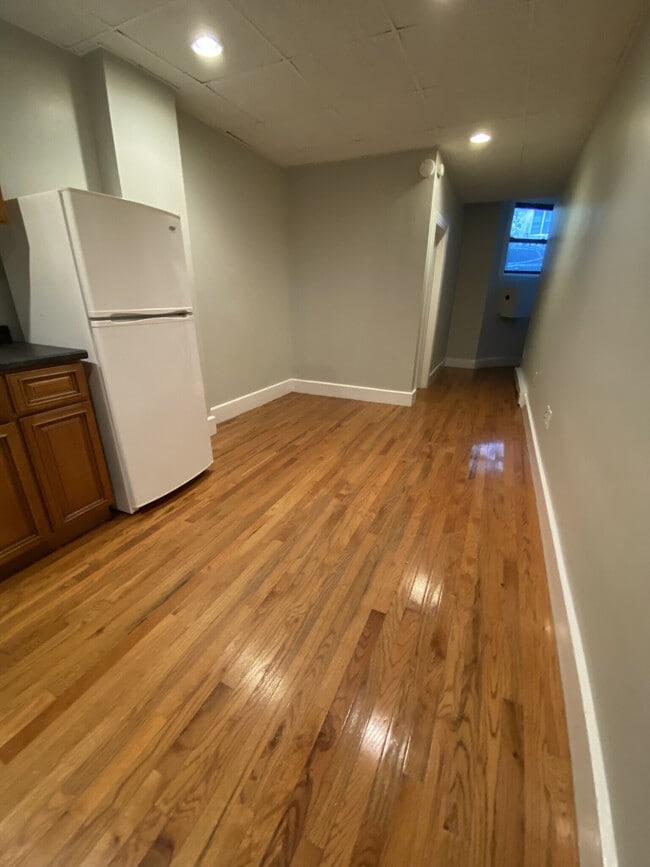 *Pictures are representative samples of the advertised unit. In some cases, the actual units you tou - 510 Beacon St Apartments
