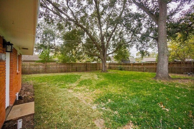 Photo - 1941 Heights Dr