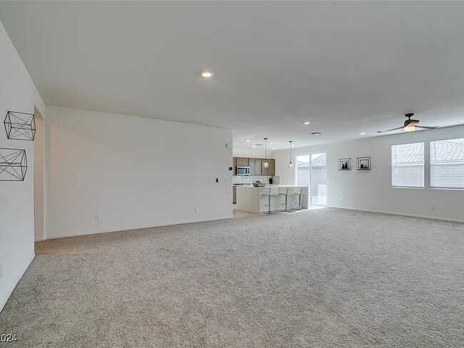 Photo - 6985 Solano Cyn Ave